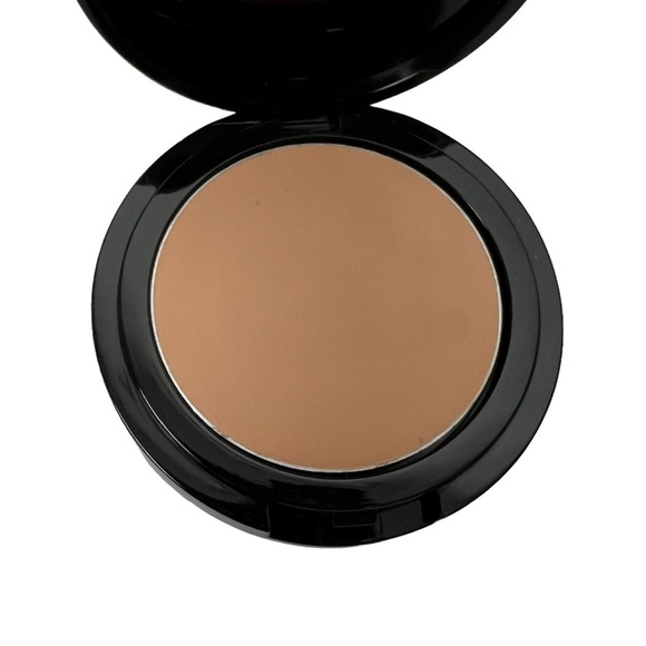 mark. Invisible Touch Perfecting Concealer Shade Fair Avon RARE - Picture 5 of 5